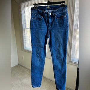 Tommy Bahama High Rise Ankle Jean